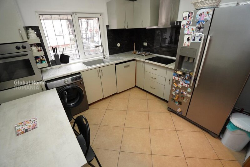 Brancoveanu Apartament spatios 4 camere, 92 mp  Metrou Brancoveanu