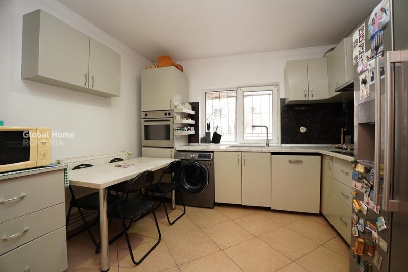 Brancoveanu Apartament spatios 4 camere, 92 mp  Metrou Brancoveanu