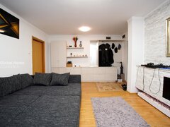 Brancoveanu Apartament spatios 4 camere, 92 mp  Metrou Brancoveanu